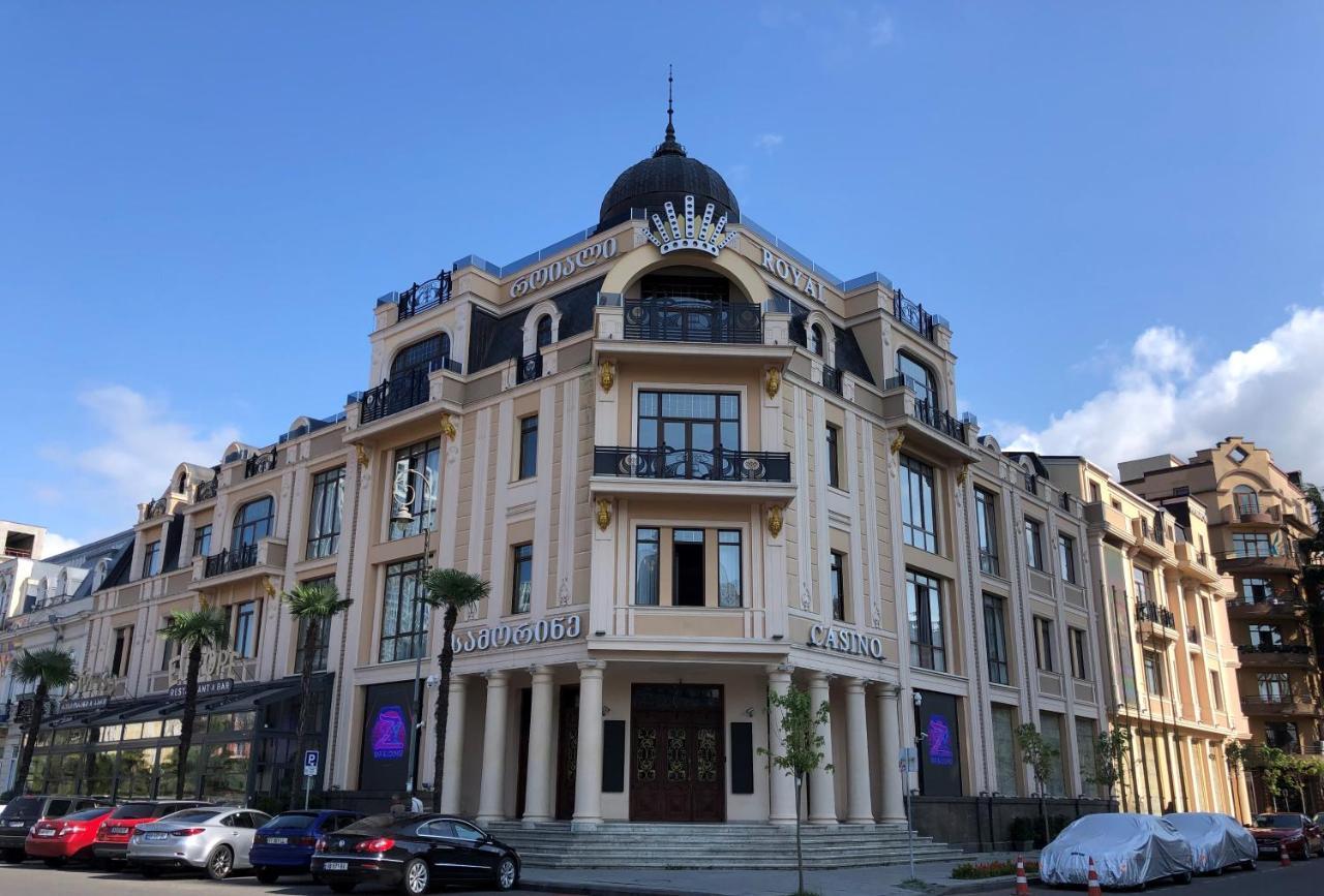 Royal Casino & Hotel Batumi Eksteriør bilde